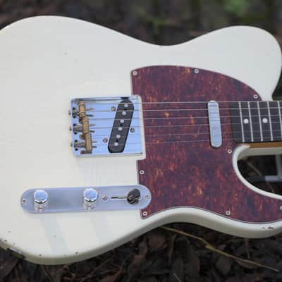 Del-Tone 60's T-Style - Khaya Mahogany - Olympic White image 14