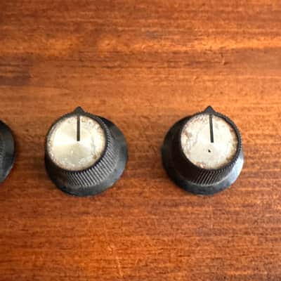 4 Vintage Amp Knobs 1960s - Black and Aluminum image 2