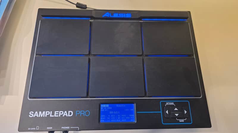 Alesis SamplePad Pro 8-Pad Percussion and Sample-Triggering Instrument 2010s - Black image 1