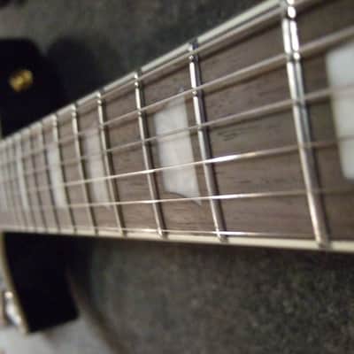 Vintage V-100PBB Gloss Black image 4