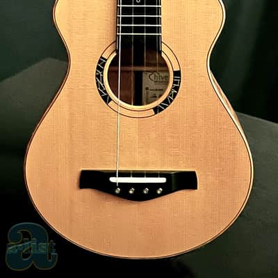 RARE HIVE HORNET CSTM TENOR UKULELE W/MSTR GRADE ADIRONDACK SPRUCE+QUILTED MAPLE—GORGEOUS TONE AND LOOKS!!! image 2