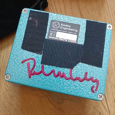 Keeley Monterey Rotary Fuzz Vibe 2016 - Present - Blue / Graphic image 3