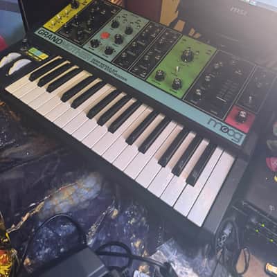 Moog Grandmother Analog Semi-Modular Synthesizer with Moog SR Grandmother Case