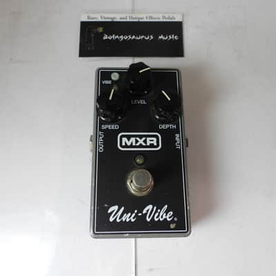 MXR M68 Uni-Vibe Chorus / Vibrato Pedal | Reverb