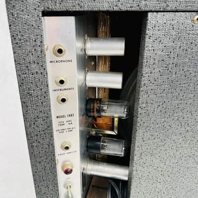 Silvertone Model 1482 1x12" Combo Amplifier 1960s - Gray image 10