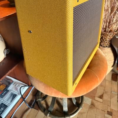 Fender Blues Deluxe Reissue 2-Channel 40-Watt 1x12" Guitar Combo 2005 - Present - Tweed image 2