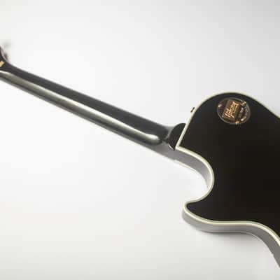 Gibson Les Paul Custom 2016 - Ebony Tuxedo's vs T-shirts image 17