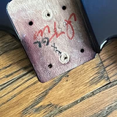 G&L Fullerton Deluxe JB V 5-string bass body Okume Blueburst image 3