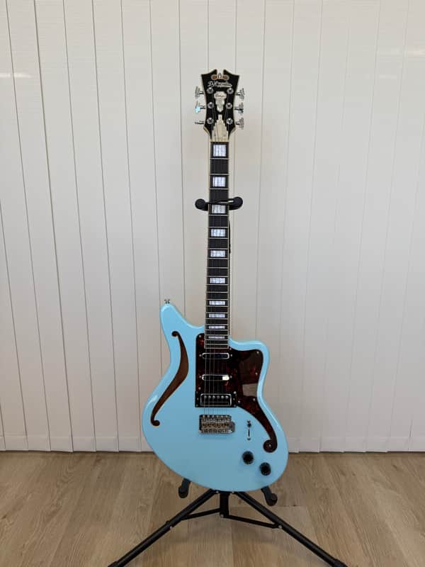 D'Angelico Premier Bedford SH with Tremolo 2021 - Sky Blue image 1