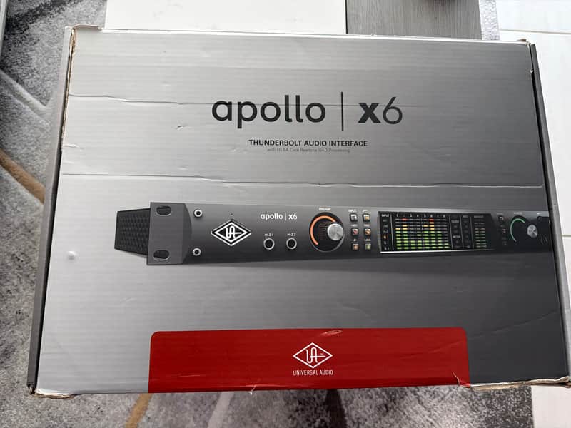 Universal Audio Apollo x6 Thunderbolt 3 Audio Interface 2018 - Present - Black image 1