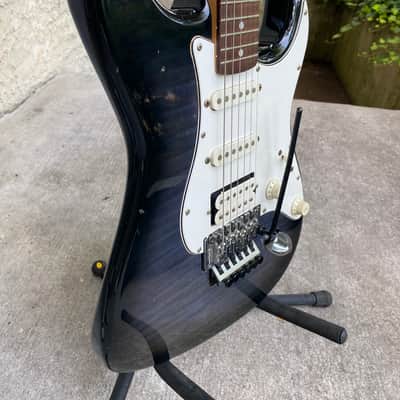 Japan built Fender "Squier Series" Floyd Rose Standard Stratocaster with Rosewood Fretboard 1992 - 1996 - Blue Foto Flame image 12