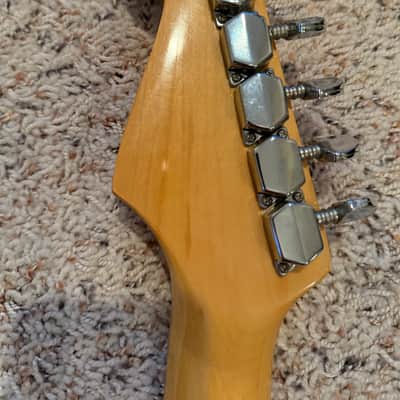 Squier II Contemporary Stratocaster HSS 1988 - 1992 - Torino Red image 11