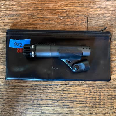 Shure SM57 Cardioid Dynamic Microphone