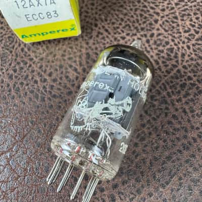 Amperex Bugle Boy 7025/ECC83/12AX7 Holland Vaccuum Tube in Original Box - 1960 image 2
