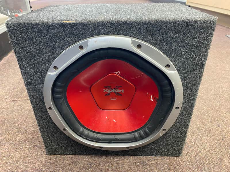 Sony Xplod 12" 1200 Watts Subwoofer W/ Carpet Enclosure Box | Smooth/Powerful image 1