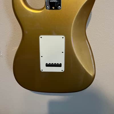 Fender Stratocaster 1979 - Gold Moded image 5