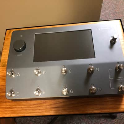 Neural DSP Quad Cortex With case and expression + power supplies image 5
