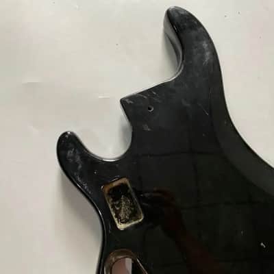 Black MM Style Bass Body DIY Project image 7