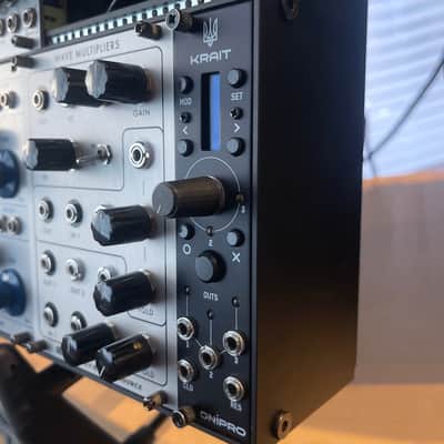 Dnipro Modular Krait 3-Channel Modulation Source 2022 - Black image 10