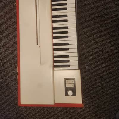 Hohner Clavinet C 1968 - White / Red image 2