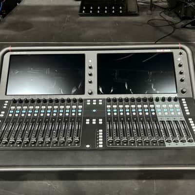 Allen & Heath Avantis Digital Mixing Console w/Dante card, 3 dx168 stage boxes image 2