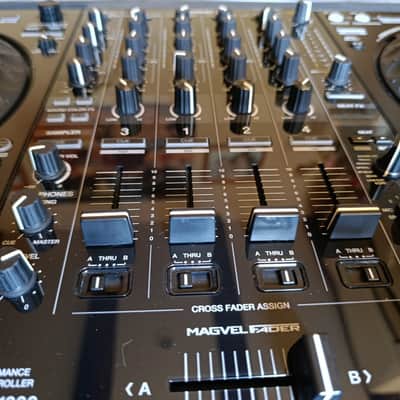 Pioneer DDJ-1000 2018 - Negro Bild 5