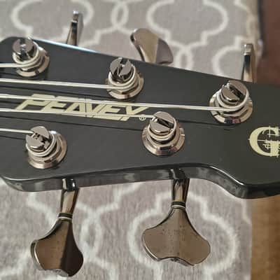 Peavey USA GV Metallic Blue image 3