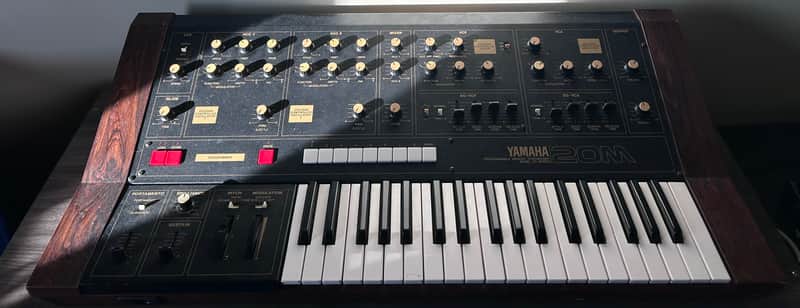 Yamaha CS-20M Monophonic Synthesizer 1979 - Black