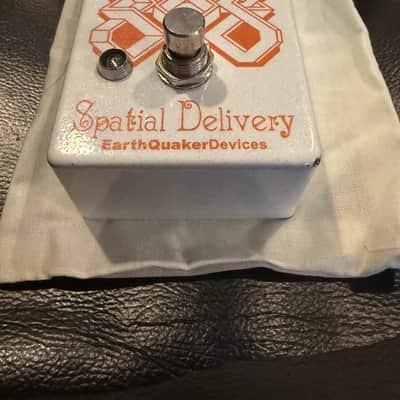 EarthQuaker Devices Spatial Delivery Sample & Hold Envelope Filter image 7