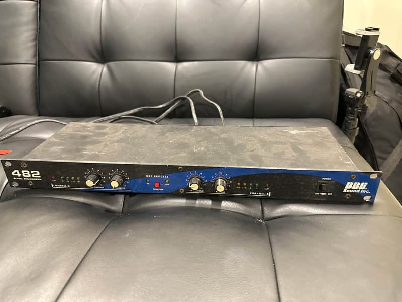 BBE 482 Sonic Maximizer 2000s - Black and Blue image 1