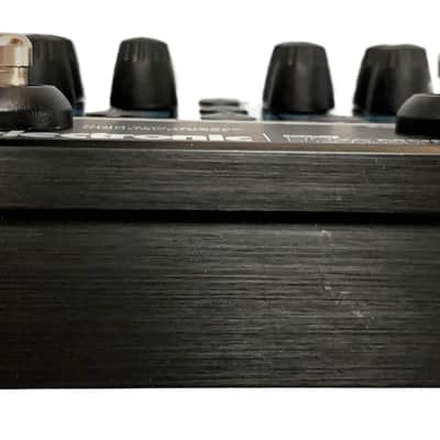 TC Electronic NM-1 Nova Modulator Mind-Blowing Studio-Grade Modulation Effects! In One Compact Pedal! image 3