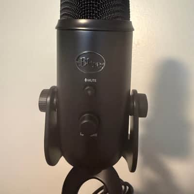 Logitech YETI Blue Premium Multi-Pattern USB Microphone image 3