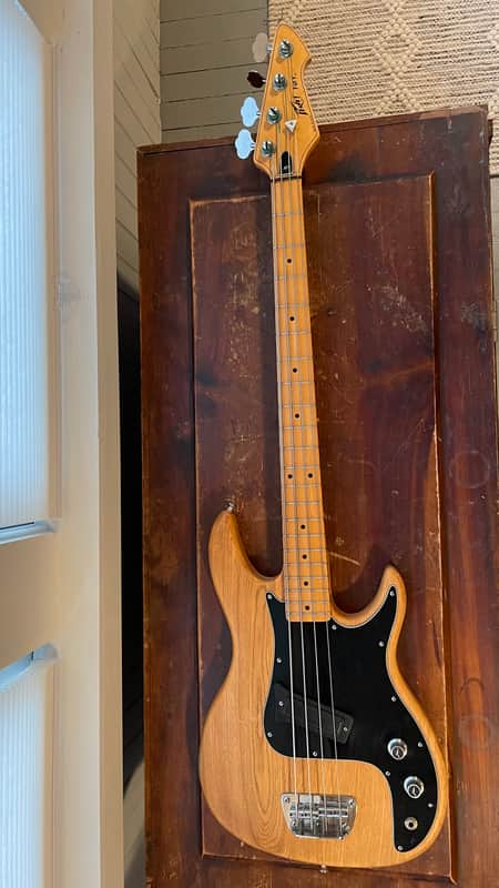 Peavey Fury 1984 Natural image 1