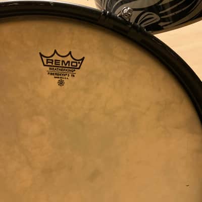 First Act MD7014 drums Evans heads, snare, kick, 1 rack and 1 floor tom image 8