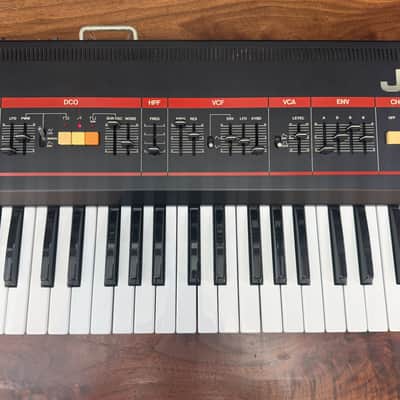 Roland Juno-60 - NIce - Serviced - options: Midi, Chorus Input, Factory Case image 4