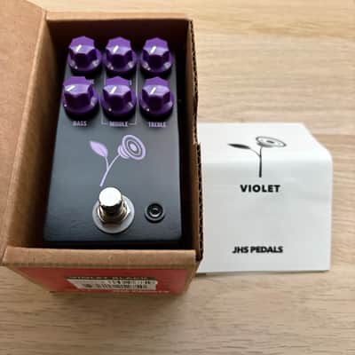 JHS Violet Lari Basilio Signature Distortion - Black image 3