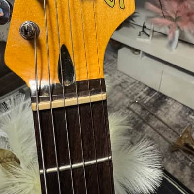 Squier Vintage Modified Surf Stratocaster 2012 - 2018 - Surf Green image 11