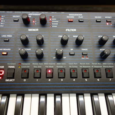 Oberheim OB-6 49-Key 6-voice Polyphonic Synthesizer 2017 - Present - Black image 6