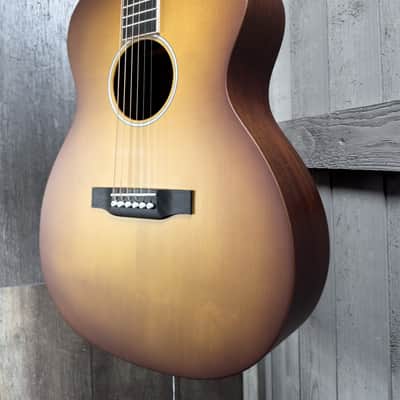 Larrivee Simple 6 OMB Orchestra Model Sunburst Acoustic Guitar image 3