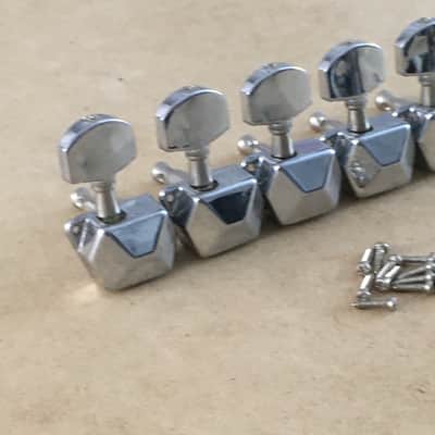 Rare Vintage Chrome Electric Guitar Tuners Set Slanted Sealed Casings 70s Style image 3