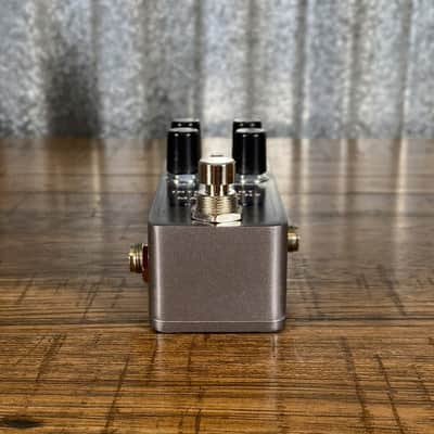 Electro-Harmonix EHX Pico Intelligent Harmony Machine Pitch Guitar Effect Pedal image 3