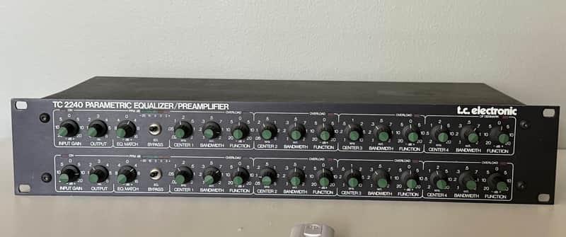 TC Electronic TC 2240 2-Channel Parametric Equalizer / Preamplifier 1990s - Black image 1