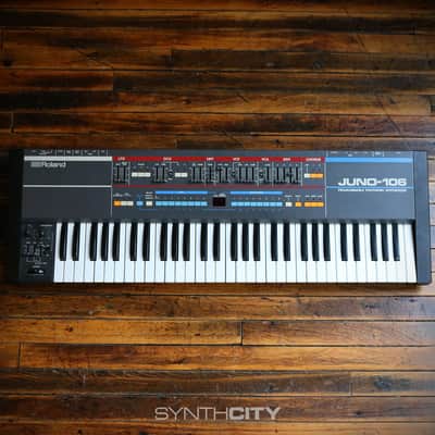 1985 Roland Juno-106 61-Key Programmable Polyphonic Synthesizer