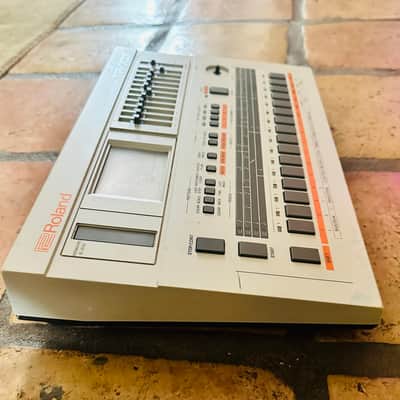Roland TR-707 Rhythm Composer 1985 - White image 4