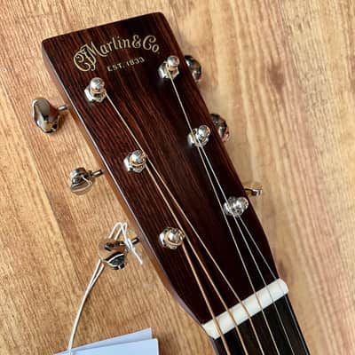 Martin Standard Series D-28 Natural image 11