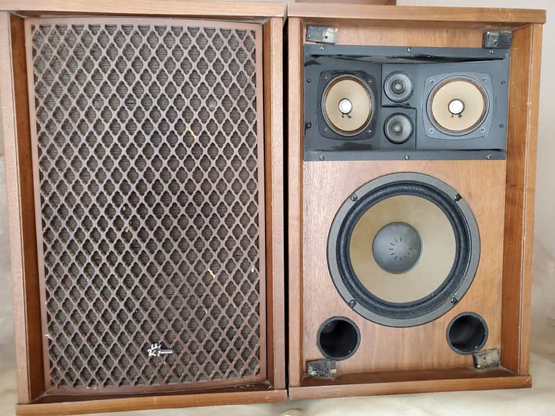 PAIR SANSUI  SP-1200 3-Way SPEAKERS