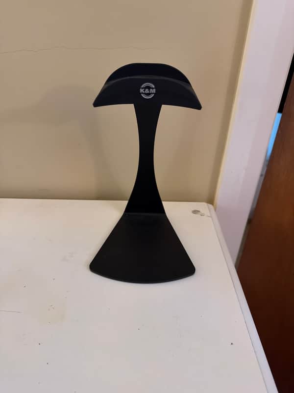 K&M Headphone Stand image 1