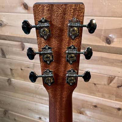 Martin 000 Jr E Jeff Tweedy Acoustic Guitar - Natural image 6