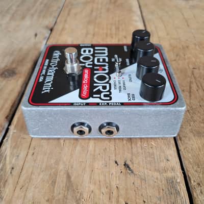 Electro-Harmonix Memory Boy Analog Delay Pedal image 4