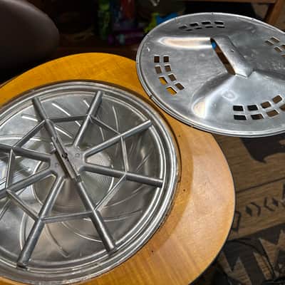 Epiphone Dobro Hound dog deluxe round neck resonator image 2